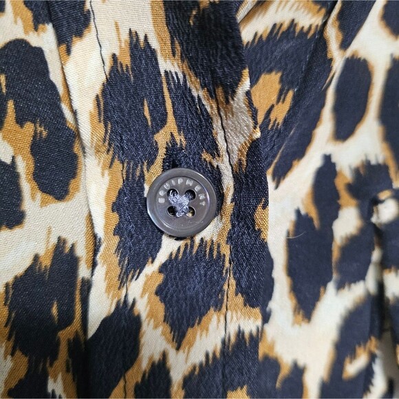 Equipment Femme Mob Wife Leopard Printed Button Down Blouse 100% Silk Size XS - Picture 9 of 15